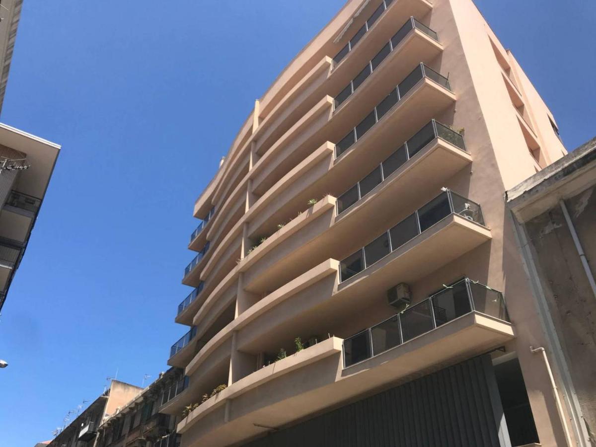 Manzoni Apartment Messina Exterior foto